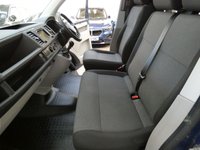 USED 2019 19 VOLKSWAGEN TRANSPORTER 2.0 T30 TDI P/V STARTLINE BMT 101 BHP SWB 3 SEATS BLUETOOTH PARKING SENSORS ROOF RACK SHELVING GENUINE LOW MILES 1 OWNER SERVICE HISTORY