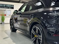 USED 2019 69 PORSCHE CAYENNE 4.0 TURBO S 5d 671 BHP 