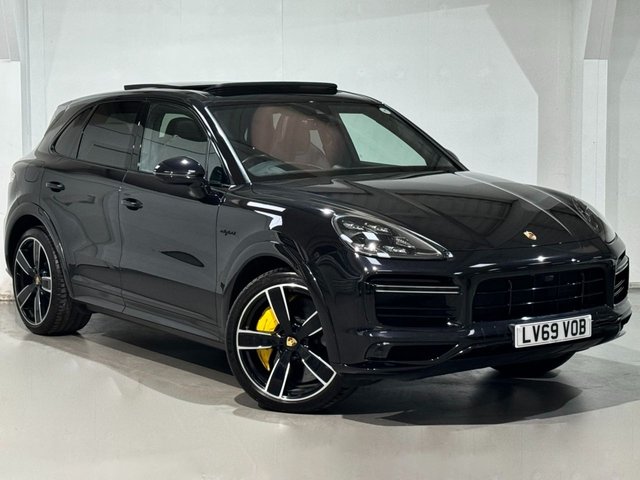 2019 69 Porsche Cayenne 4.0 TURBO S 5d 671 BHP