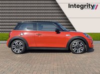 USED 2018 68 MINI HATCH COOPER 2.0 COOPER S 3d 190 BHP 6 Services - Last was 200 miles ago