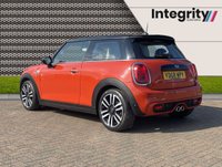 USED 2018 68 MINI HATCH COOPER 2.0 COOPER S 3d 190 BHP 6 Services - Last was 200 miles ago