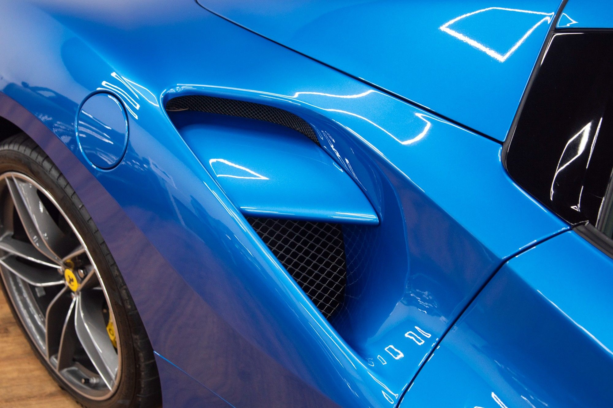 USED 2018 FERRARI 488 3.9 SPIDER 