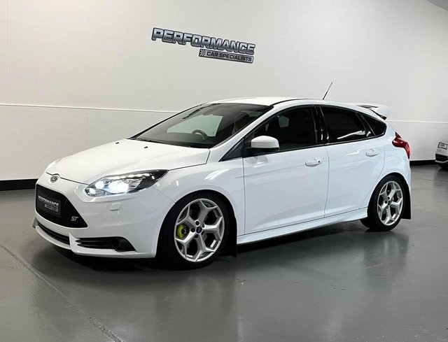 2013 K Ford Focus 2.0 ST-3 5d 247 BHP