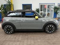 USED 2020 20 MINI HATCH COOPER COOPER S LEVEL 3 3d 181 BHP MASSIVE SPEC NAV SUNROOF HUD LEATHER HEATED SEATS REAR VIEW CAMERA CAZ/ULEZ COMPLIANT ZERO ROAD TAX 1 OWNER SERVICE HISTORY
