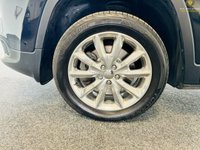 USED 2016 16 JEEP CHEROKEE 2.2 M-JET II LIMITED 5d 197 BHP SATNAV REV CAM DAB