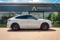USED 2022 72 PORSCHE CAYENNE 4.0L GTS TIPTRONIC 4d AUTO 549 BHP Centre Exhaust/Carbon Roof