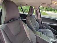 USED 2013 13 VOLVO V60 2.4 D5 R-DESIGN LUX NAV 5d 212 BHP ZERO DEPOSIT FINANCE AVAILABLE