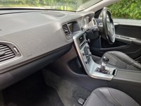 USED 2013 13 VOLVO V60 2.4 D5 R-DESIGN LUX NAV 5d 212 BHP ZERO DEPOSIT FINANCE AVAILABLE