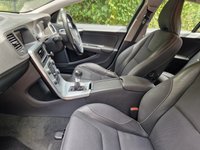 USED 2013 13 VOLVO V60 2.4 D5 R-DESIGN LUX NAV 5d 212 BHP ZERO DEPOSIT FINANCE AVAILABLE
