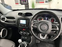 USED 2015 65 JEEP RENEGADE 1.6 M-JET LONGITUDE 5d 118 BHP SAT NAV+BLUETOOTH+17"ALLOYS