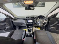 USED 2014 14 NISSAN QASHQAI 1.5 DCI ACENTA PREMIUM 5d 108 BHP PAN ROOF SATNAV DAB