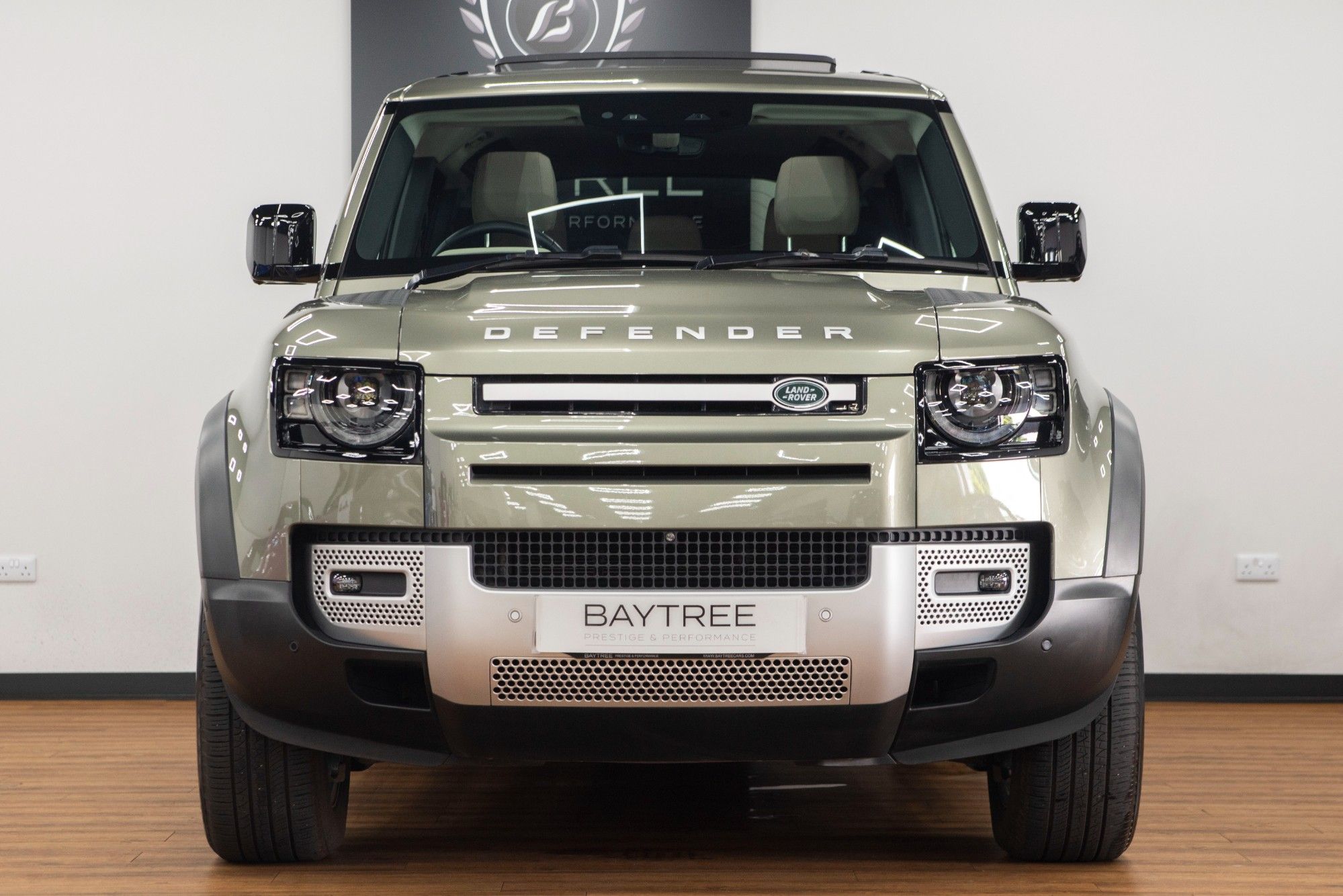USED 2023 62 LAND ROVER DEFENDER 3.0 SE MHEV 
