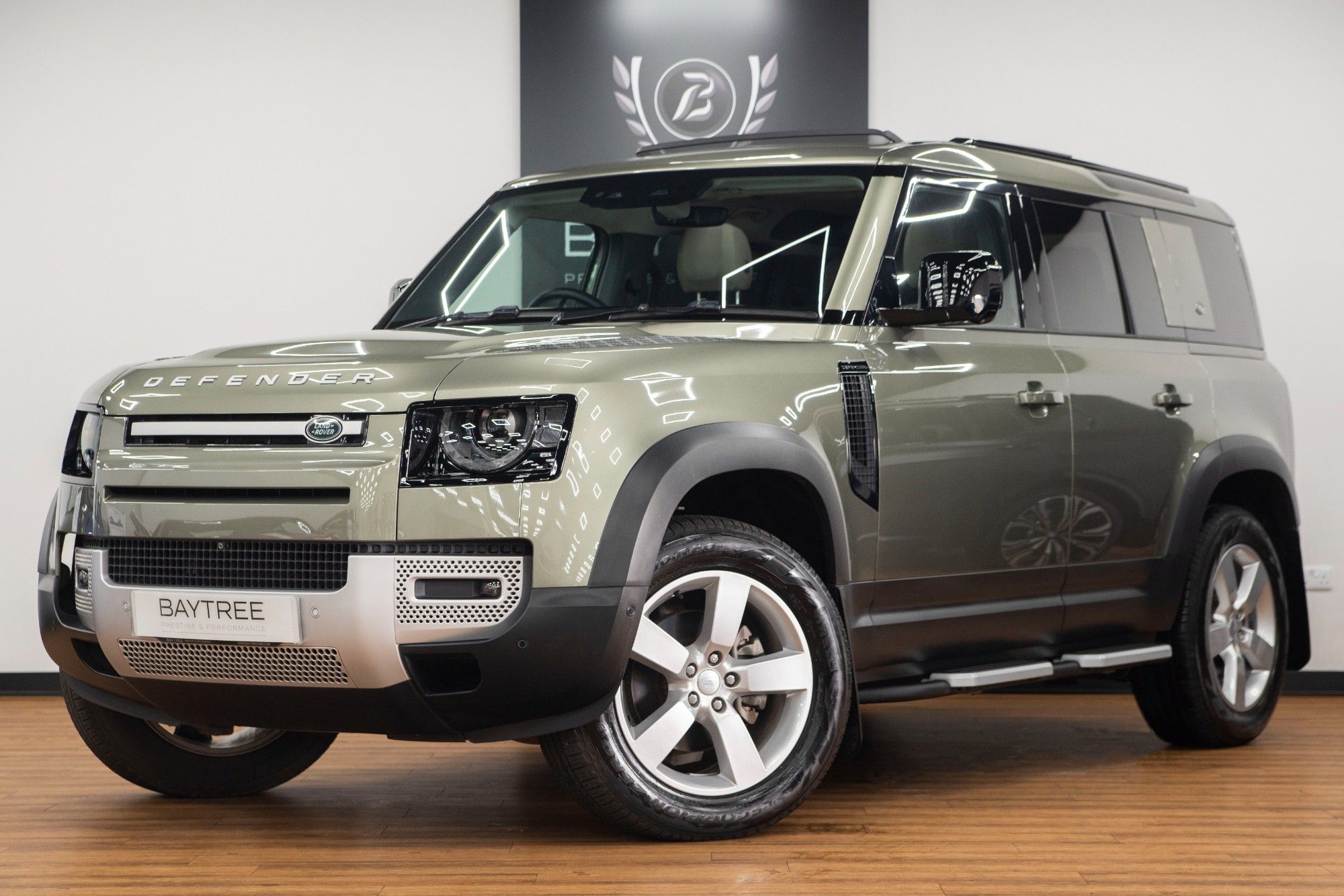USED 2023 62 LAND ROVER DEFENDER 3.0 SE MHEV 