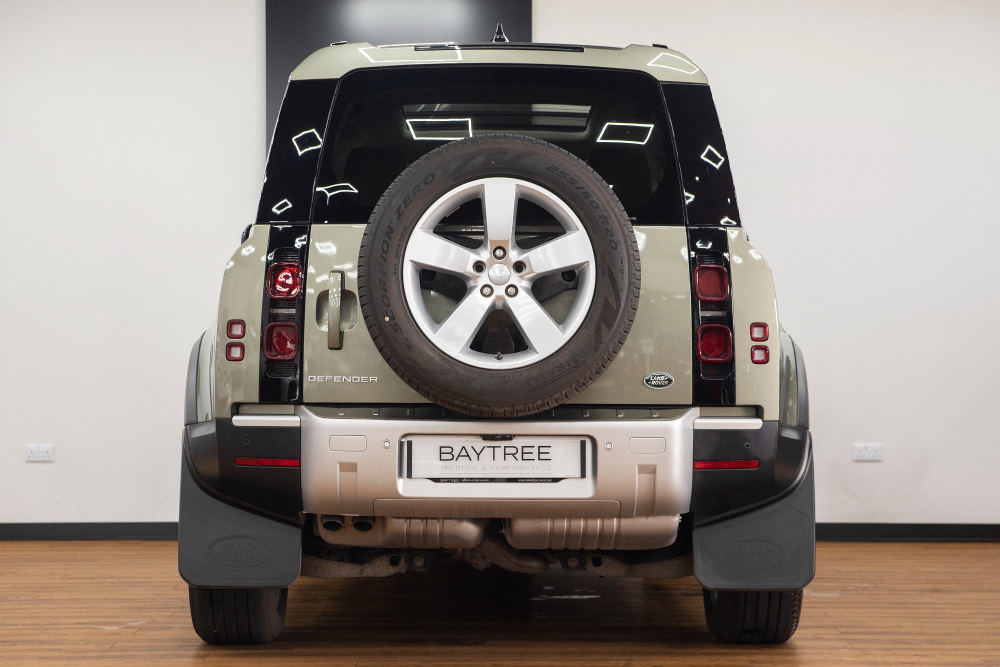 USED 2023 62 LAND ROVER DEFENDER 3.0 SE MHEV 