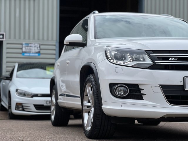 View our VOLKSWAGEN TIGUAN