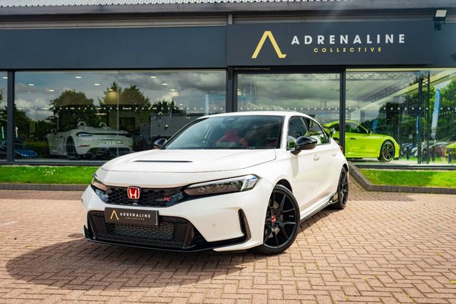 2023 23 Honda Civic 2.0L TYPE R 5d 325 BHP