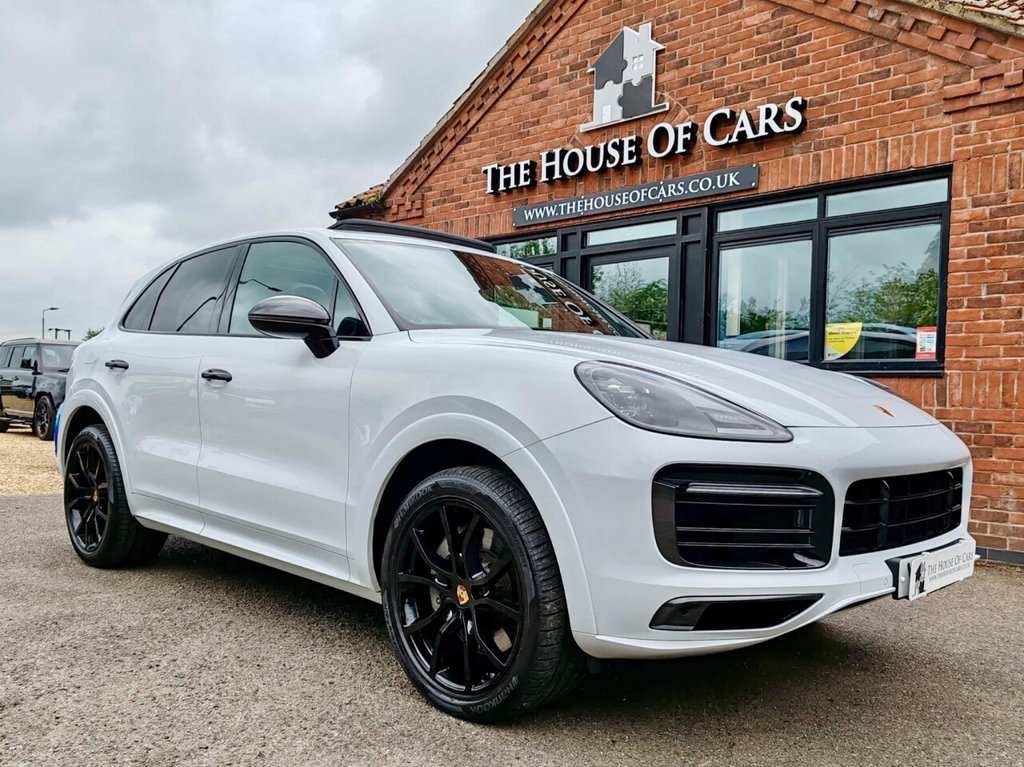 2020 Porsche Cayenne V6 S Tiptronic £52,995
