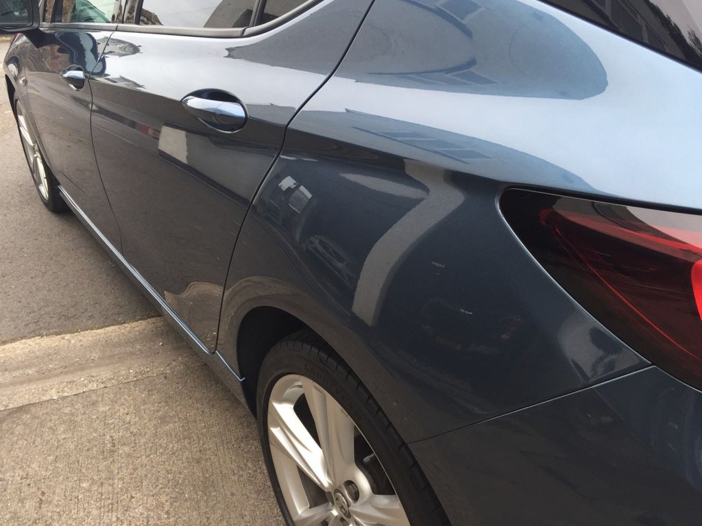 USED 2017 67 VAUXHALL ASTRA 1.4 SRI VX-LINE 5d 148 BHP 2 OWNER CAR