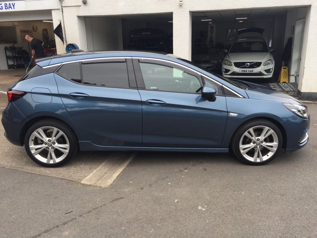 USED 2017 67 VAUXHALL ASTRA 1.4 SRI VX-LINE 5d 148 BHP 2 OWNER CAR