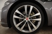 USED 2016 65 JAGUAR XJ 3.0 D V6 R-SPORT 4d 296 BHP 
