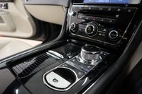 USED 2016 65 JAGUAR XJ 3.0 D V6 R-SPORT 4d 296 BHP 