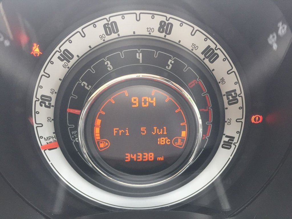 USED 2016 66 FIAT 500 1.2 LOUNGE 3d 69 BHP &pound;20 PER YEAR ROAD TAX