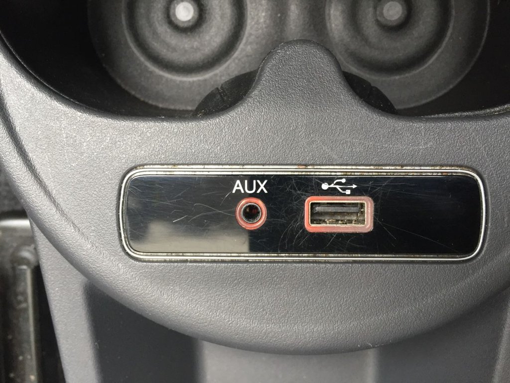 USED 2016 66 FIAT 500 1.2 LOUNGE 3d 69 BHP &pound;20 PER YEAR ROAD TAX