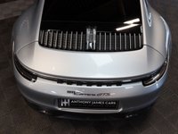 USED 2022 22 PORSCHE 911 3.0 CARRERA GTS 2d 474 BHP GLASS SUNROOF - 7 SPEED MANUAL - LED HEADLIGHTS - PORSCHE WARRANTY - CARBON MIRRORS - CARBON TRIM -