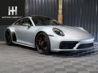 USED 2022 22 PORSCHE 911 3.0 CARRERA GTS 2d 474 BHP GLASS SUNROOF - 7 SPEED MANUAL - LED HEADLIGHTS - PORSCHE WARRANTY - CARBON MIRRORS - CARBON TRIM -