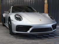 USED 2022 22 PORSCHE 911 3.0 CARRERA GTS 2d 474 BHP GLASS SUNROOF - 7 SPEED MANUAL - LED HEADLIGHTS - PORSCHE WARRANTY - CARBON MIRRORS - CARBON TRIM -