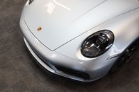 USED 2022 22 PORSCHE 911 3.0 CARRERA GTS 2d 474 BHP GLASS SUNROOF - 7 SPEED MANUAL - LED HEADLIGHTS - PORSCHE WARRANTY - CARBON MIRRORS - CARBON TRIM -