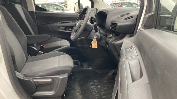 2019 VAUXHALL COMBO - Photo 7