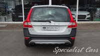USED 2015 65 VOLVO XC70 2.4 D5 SE LUX AWD 5d 220 BHP 