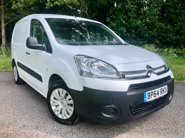 2015 64 Citroen Berlingo 1.6 625 ENTERPRISE L1 HDI 5d 74 BHP ONLY 38,000 MILES ONLY 1 OWNER//AIRCON//REAR PARK SENSORS//BLUETOOTH//DAB//GREAT SERVICE HISTORY- //VERY WELL KEEP VAN THROUGHOUT////NEW CAMBELT/WATER-PUMP JUST FITTED BY US//NEW MOT//X3 SEATS