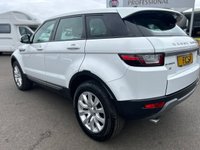 USED 2016 65 LAND ROVER RANGE ROVER EVOQUE 2.0 TD4 SE 5d 177 BHP A STUNNING, LOW MILEAGE EXAMPLE FINISHED IN SUPER POPULAR WHITE PAINT+DIESEL+ONLY 1 FORMER KEEPER+SERVICE HISTORY+ULEZ COMPLIANT+HEATED SEATS+FULL LEATHER INTERIOR+SATELLITE NAVIGATION+PARK ASSIST+CLIMATE CONTROL+18 INCH ALLOY WHEELS+1 FULL YEARS MOT PRIOR TO COLLECTION+DONT MISS OUT!!!!!!!!!!!!!!!!!!!!!!!!!!!!!!!!!!!!!!!!!!!!!