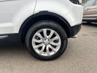 USED 2016 65 LAND ROVER RANGE ROVER EVOQUE 2.0 TD4 SE 5d 177 BHP A STUNNING, LOW MILEAGE EXAMPLE FINISHED IN SUPER POPULAR WHITE PAINT+DIESEL+ONLY 1 FORMER KEEPER+SERVICE HISTORY+ULEZ COMPLIANT+HEATED SEATS+FULL LEATHER INTERIOR+SATELLITE NAVIGATION+PARK ASSIST+CLIMATE CONTROL+18 INCH ALLOY WHEELS+1 FULL YEARS MOT PRIOR TO COLLECTION+DONT MISS OUT!!!!!!!!!!!!!!!!!!!!!!!!!!!!!!!!!!!!!!!!!!!!!