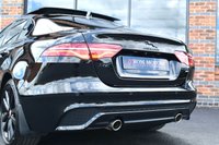 USED 2022 22 JAGUAR XE 2.0 R-DYNAMIC HSE 4d 296 BHP PAN ROOF / MERIDIAN / BLACK PK