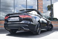 USED 2022 22 JAGUAR XE 2.0 R-DYNAMIC HSE 4d 296 BHP PAN ROOF / MERIDIAN / BLACK PK