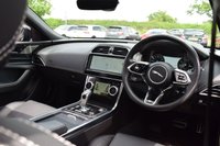 USED 2022 22 JAGUAR XE 2.0 R-DYNAMIC HSE 4d 296 BHP PAN ROOF / MERIDIAN / BLACK PK
