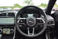 USED 2022 22 JAGUAR XE 2.0 R-DYNAMIC HSE 4d 296 BHP PAN ROOF / MERIDIAN / BLACK PK