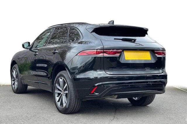 2023 JAGUAR F-PACE - Photo 2