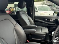 USED 2023 73 MERCEDES-BENZ V-CLASS 2.0 V 300 D AMG LINE XL 5d 236 BHP VAT Qualifying