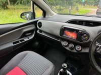 USED 2015 15 TOYOTA YARIS 1.3 VVT-I SPORT 5d 99 BHP 