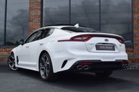 USED 2017 17 KIA STINGER 3.3 GT S ISG 5d 365 BHP PEARL WHITE / RARE 3.3 GTS