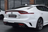 USED 2017 17 KIA STINGER 3.3 GT S ISG 5d 365 BHP PEARL WHITE / RARE 3.3 GTS