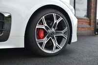 USED 2017 17 KIA STINGER 3.3 GT S ISG 5d 365 BHP PEARL WHITE / RARE 3.3 GTS