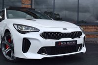 USED 2017 17 KIA STINGER 3.3 GT S ISG 5d 365 BHP PEARL WHITE / RARE 3.3 GTS