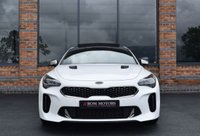 USED 2017 17 KIA STINGER 3.3 GT S ISG 5d 365 BHP PEARL WHITE / RARE 3.3 GTS