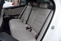 USED 2017 17 KIA STINGER 3.3 GT S ISG 5d 365 BHP PEARL WHITE / RARE 3.3 GTS