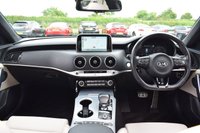 USED 2017 17 KIA STINGER 3.3 GT S ISG 5d 365 BHP PEARL WHITE / RARE 3.3 GTS